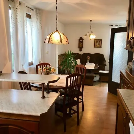 Prázdninový dům Karina House *